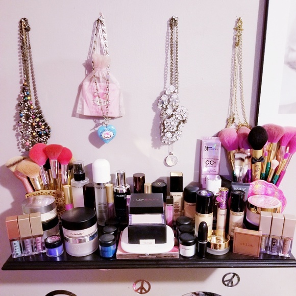 Meet your Posher, Tiffany - Picture 6 of 8